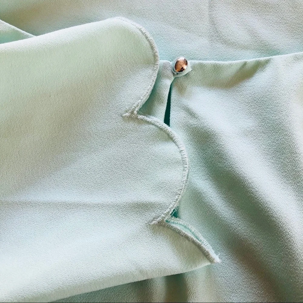 Tobi Mint Green Scalloped Shift Dress Size Small - Picture 8 of 12